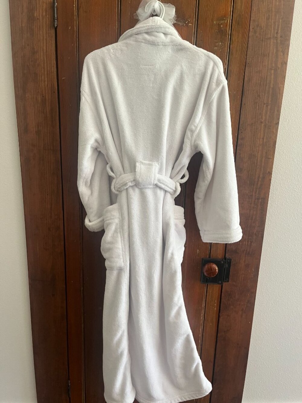 Disney Parks Exclusive Robe - Picture 2 of 4